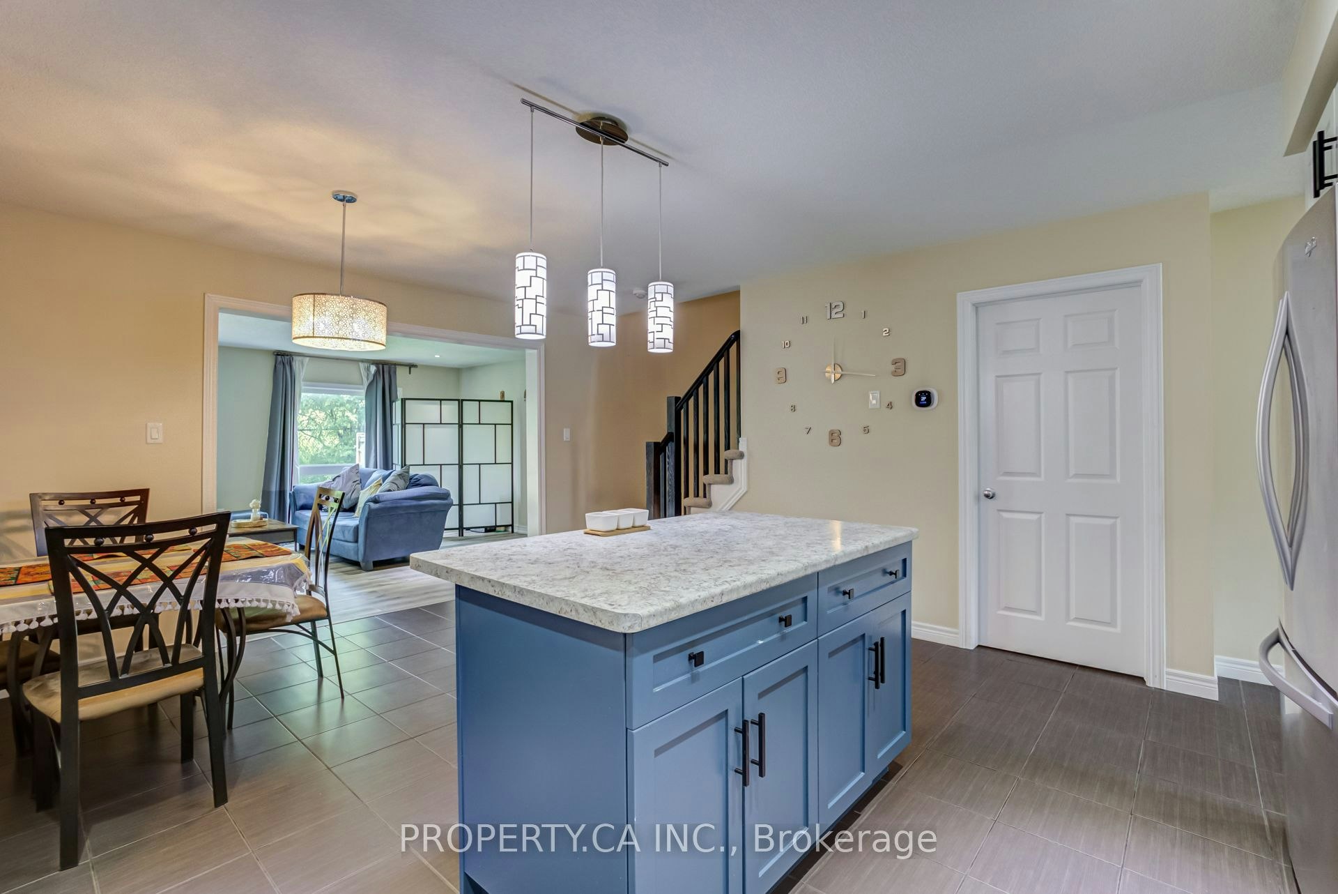 2-14 Amos Drive, Guelph, ON, N1L 0M2 - 9