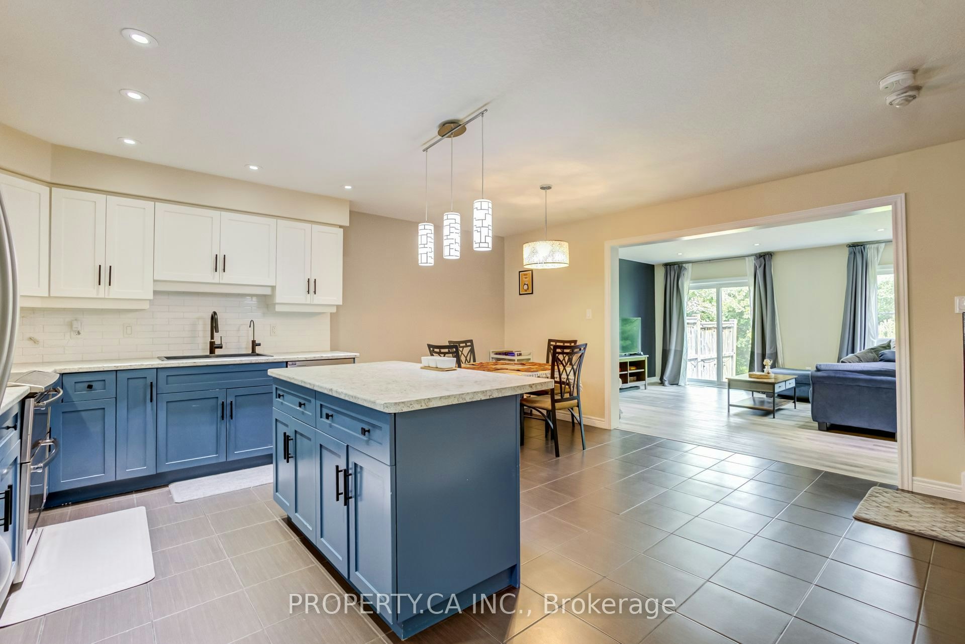 2-14 Amos Drive, Guelph, ON, N1L 0M2 - 10