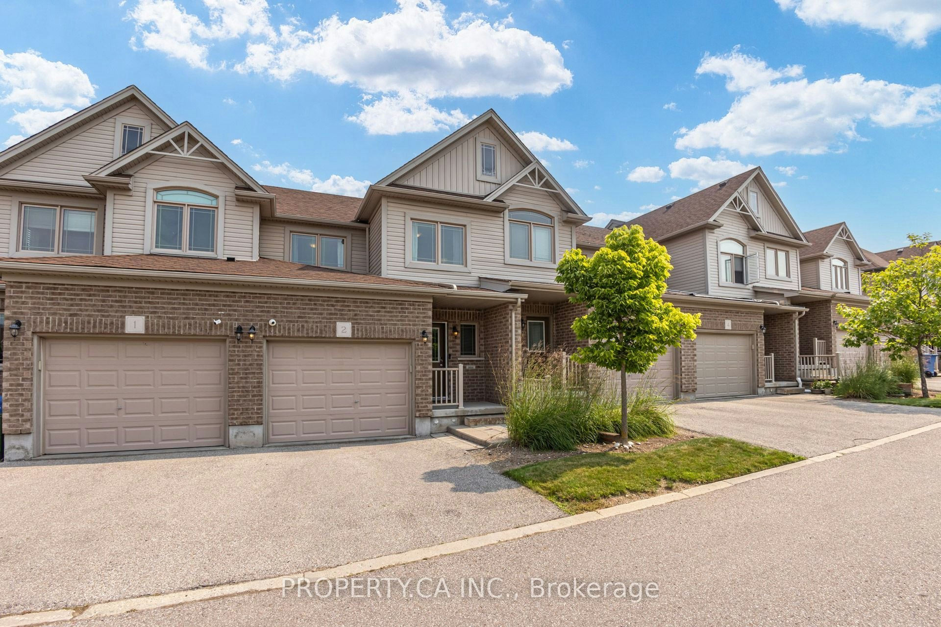 2-14 Amos Drive, Guelph, ON, N1L 0M2 - 2