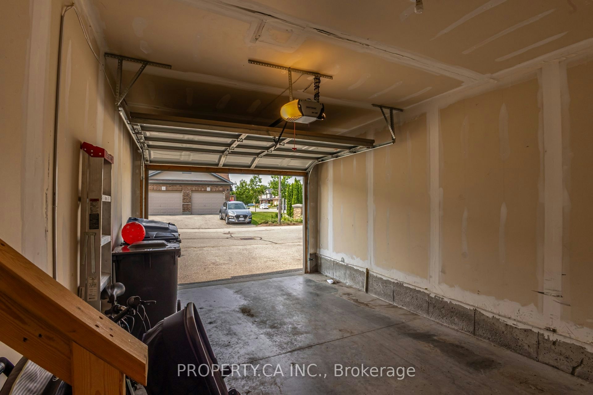 2-14 Amos Drive, Guelph, ON, N1L 0M2 - 40