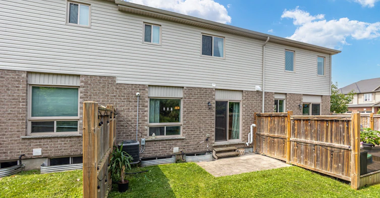 2-14 Amos Drive, Guelph, ON, N1L 0M2 - 39