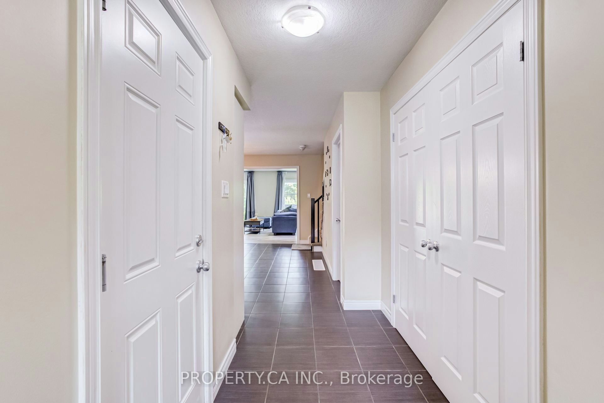 2-14 Amos Drive, Guelph, ON, N1L 0M2 - 7