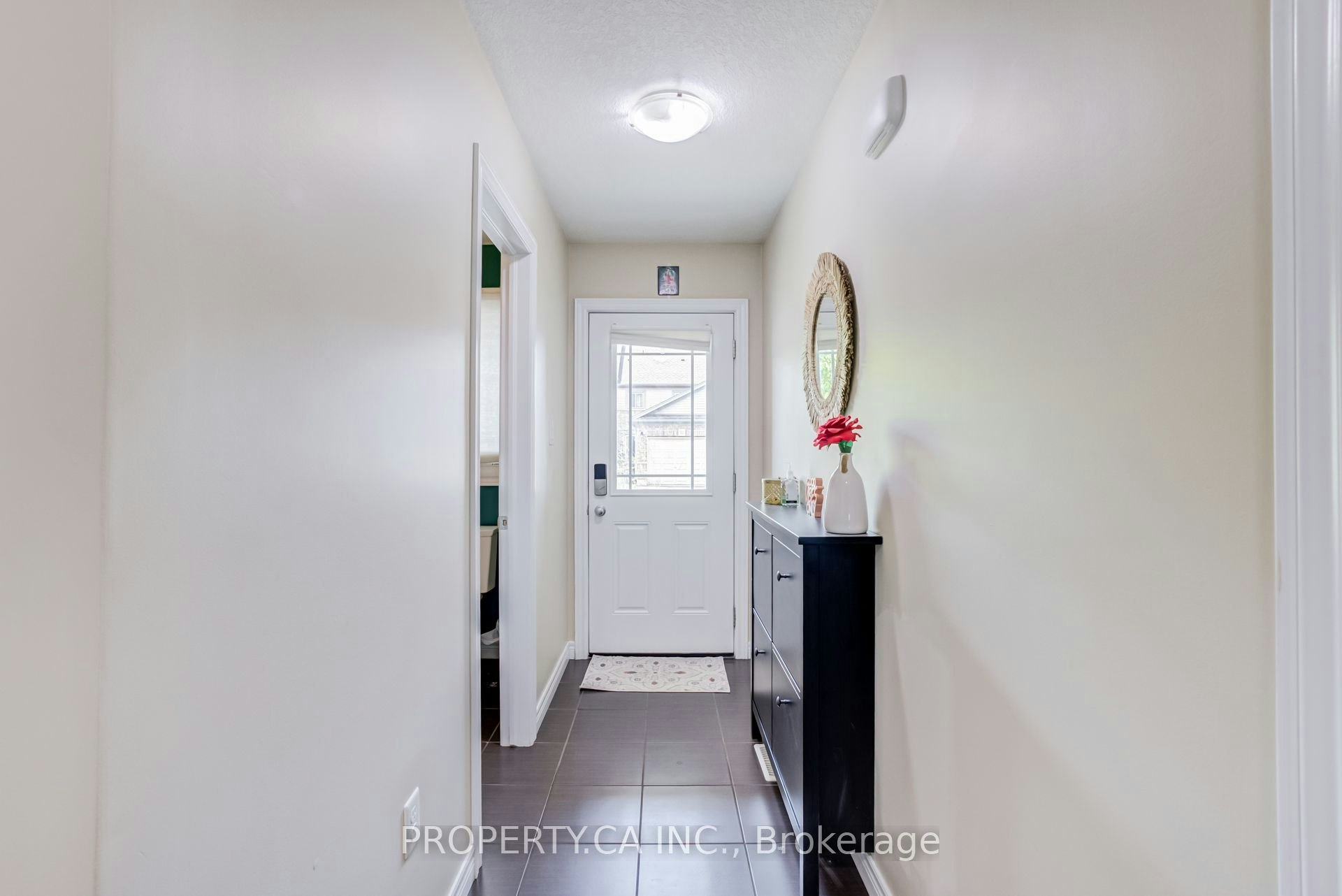 2-14 Amos Drive, Guelph, ON, N1L 0M2 - 5
