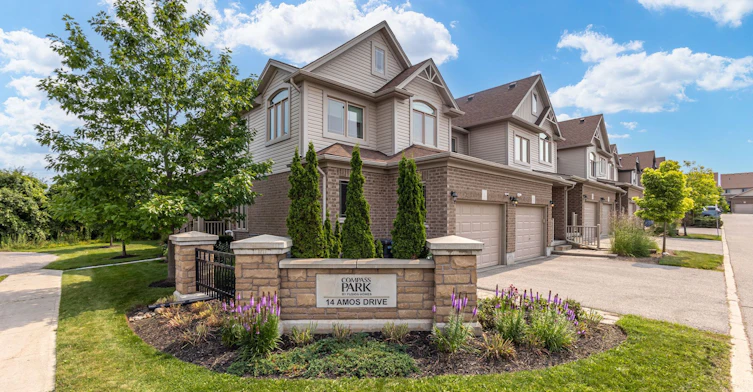 2-14 Amos Drive, Guelph, ON, N1L 0M2