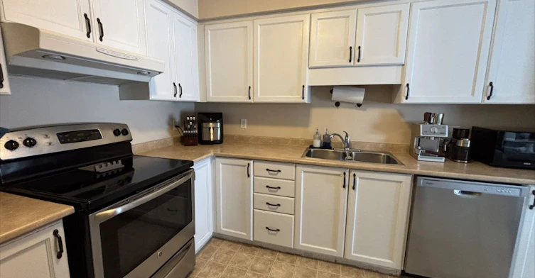 645B Basswood Street, Waterloo, ON, N2V 2K8 - 2