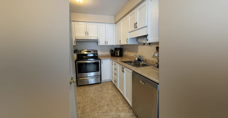645B Basswood Street, Waterloo, ON, N2V 2K8 - 3