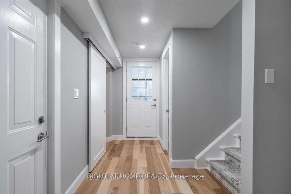 530 Lynda Lane, Hamilton, ON, L9G 2P6 - 13