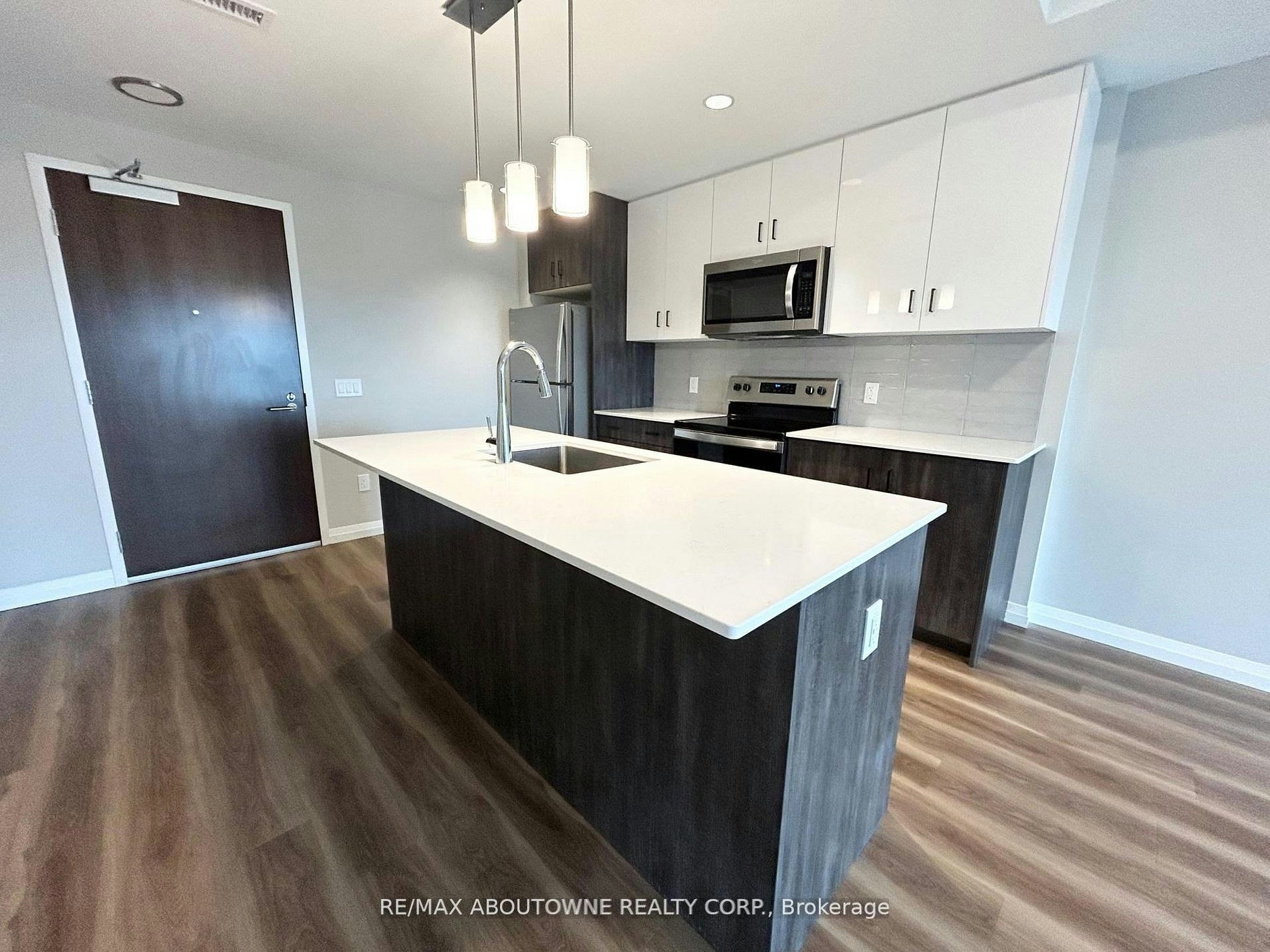 201-28 Westhill Drive, Waterloo, ON, N2J 0G8 - 3
