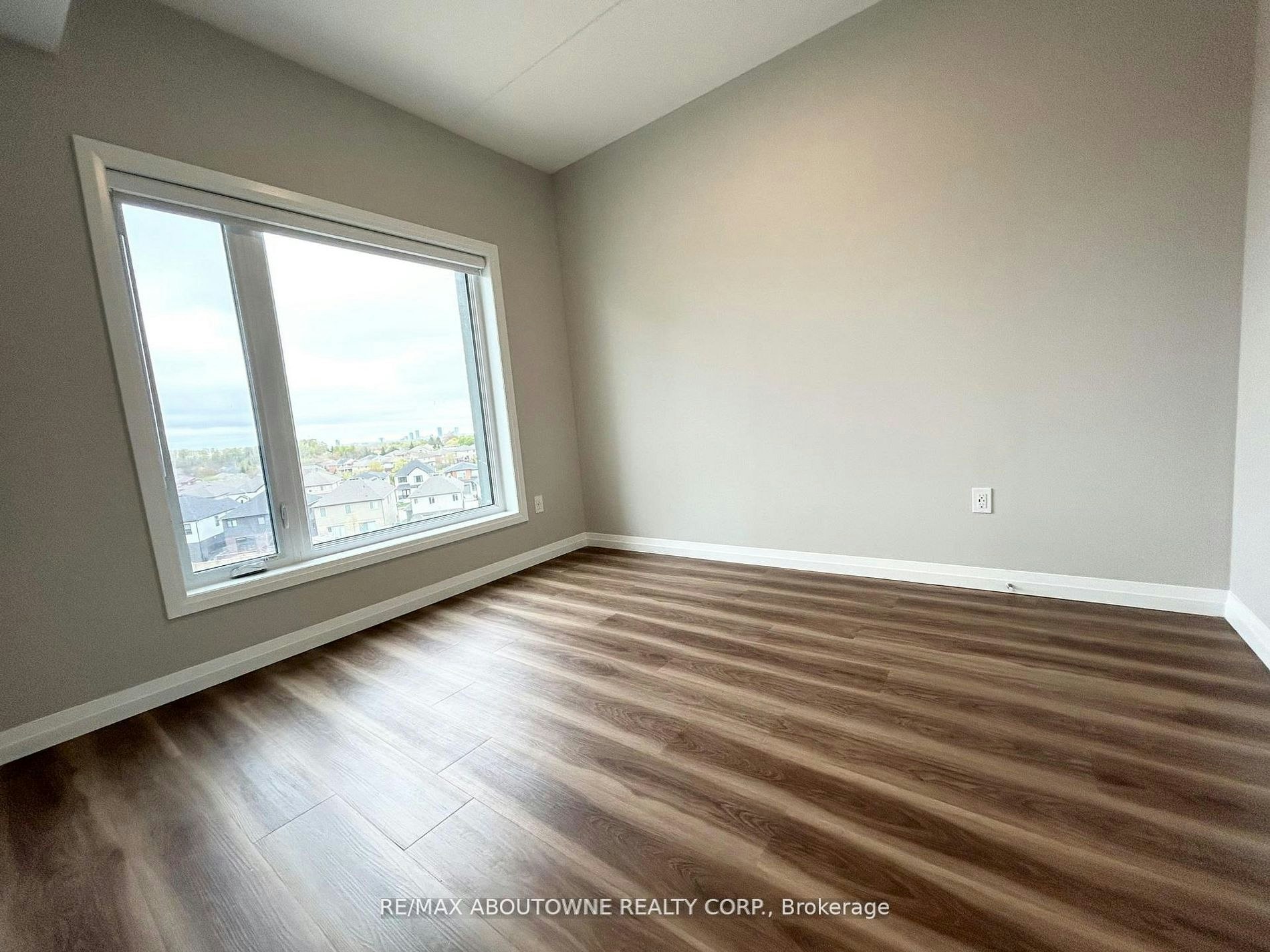 201-28 Westhill Drive, Waterloo, ON, N2J 0G8 - 8