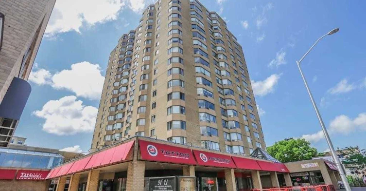1111-695 Richmond Street, London, ON, N6A 5M8