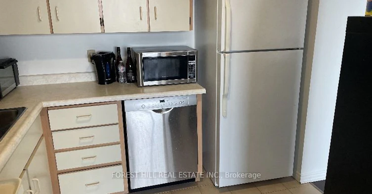 1111-695 Richmond Street, London, ON, N6A 5M8 - 7