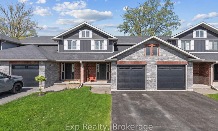 54 Cortland Crescent