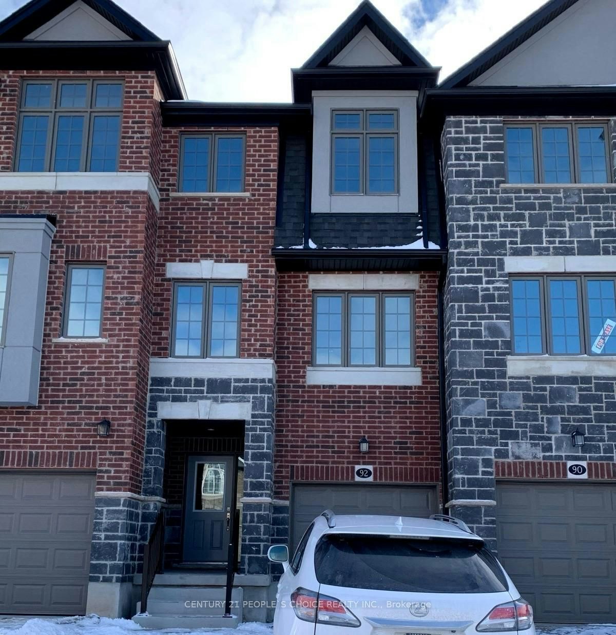 92 Monarch Woods Drive, Kitchener, ON, N2P 0K1