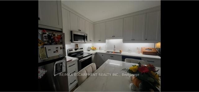 1-372 Mary Street, Hamilton, ON, L8L 4W6 - 5