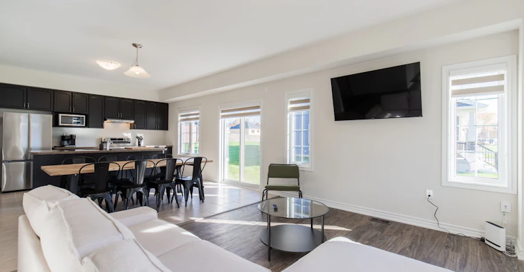 380 Beechwood Forest Lane, Gravenhurst, ON, P1P 0H8 - 11