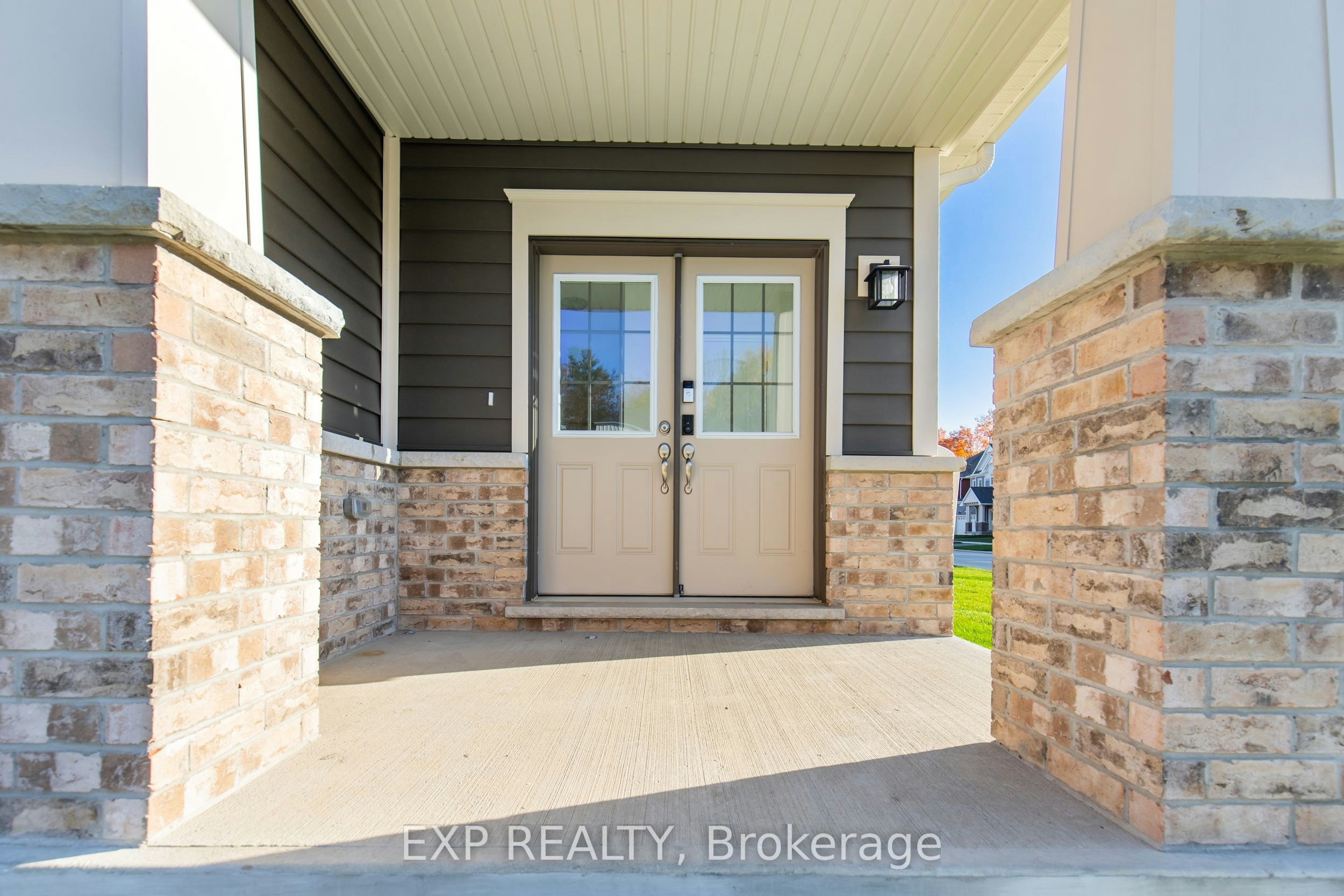 380 Beechwood Forest Lane, Gravenhurst, ON, P1P 0H8 - 2