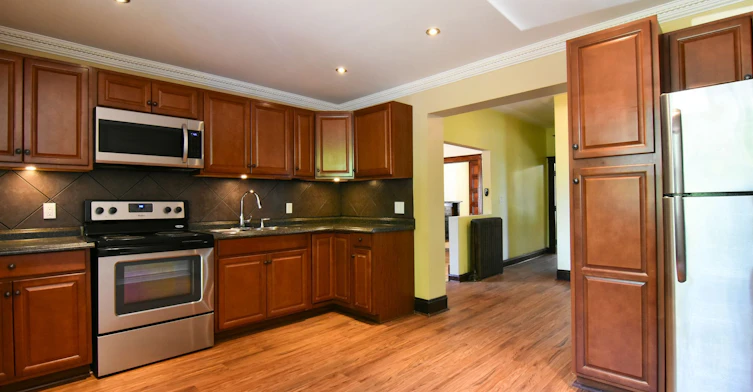 49 Spadina Avenue, Hamilton, ON, L8M 2X2 - 6