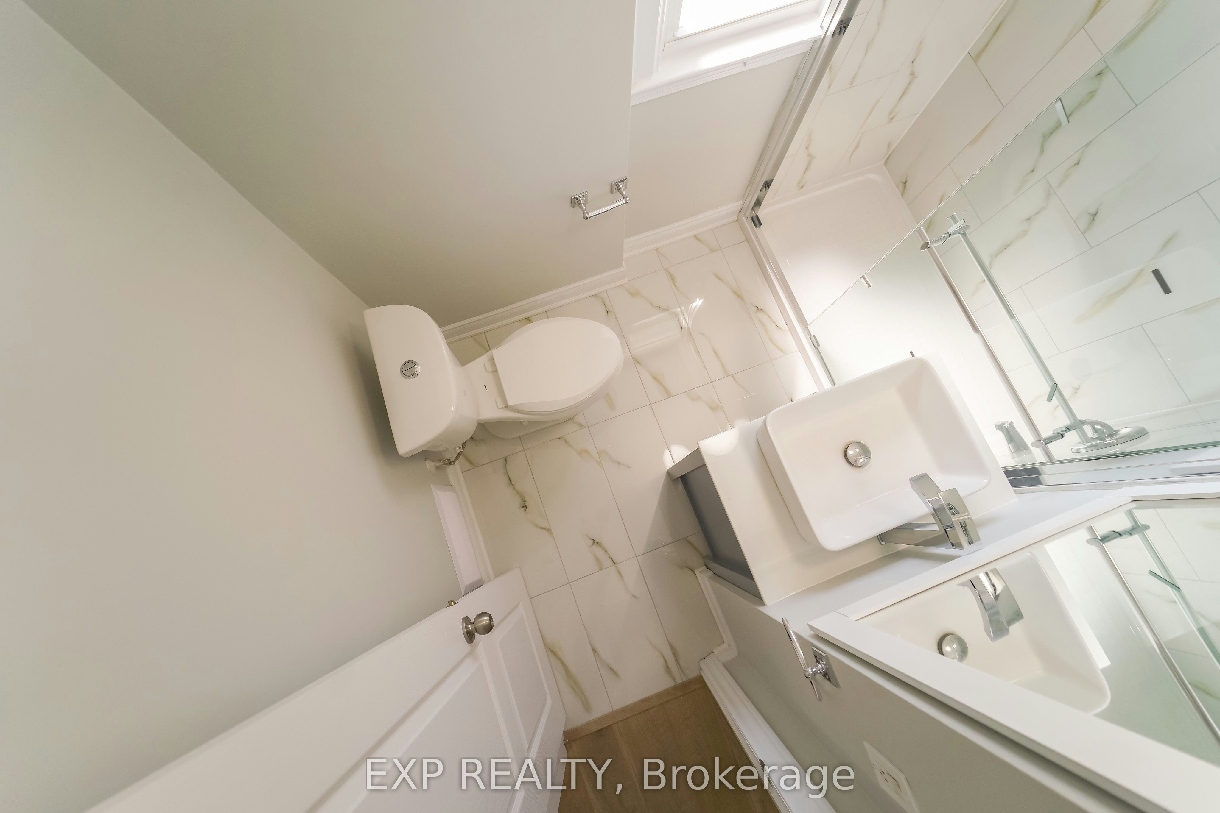 upstairs-1509 Main Street E, Hamilton, ON, L8K 1E2 - 21