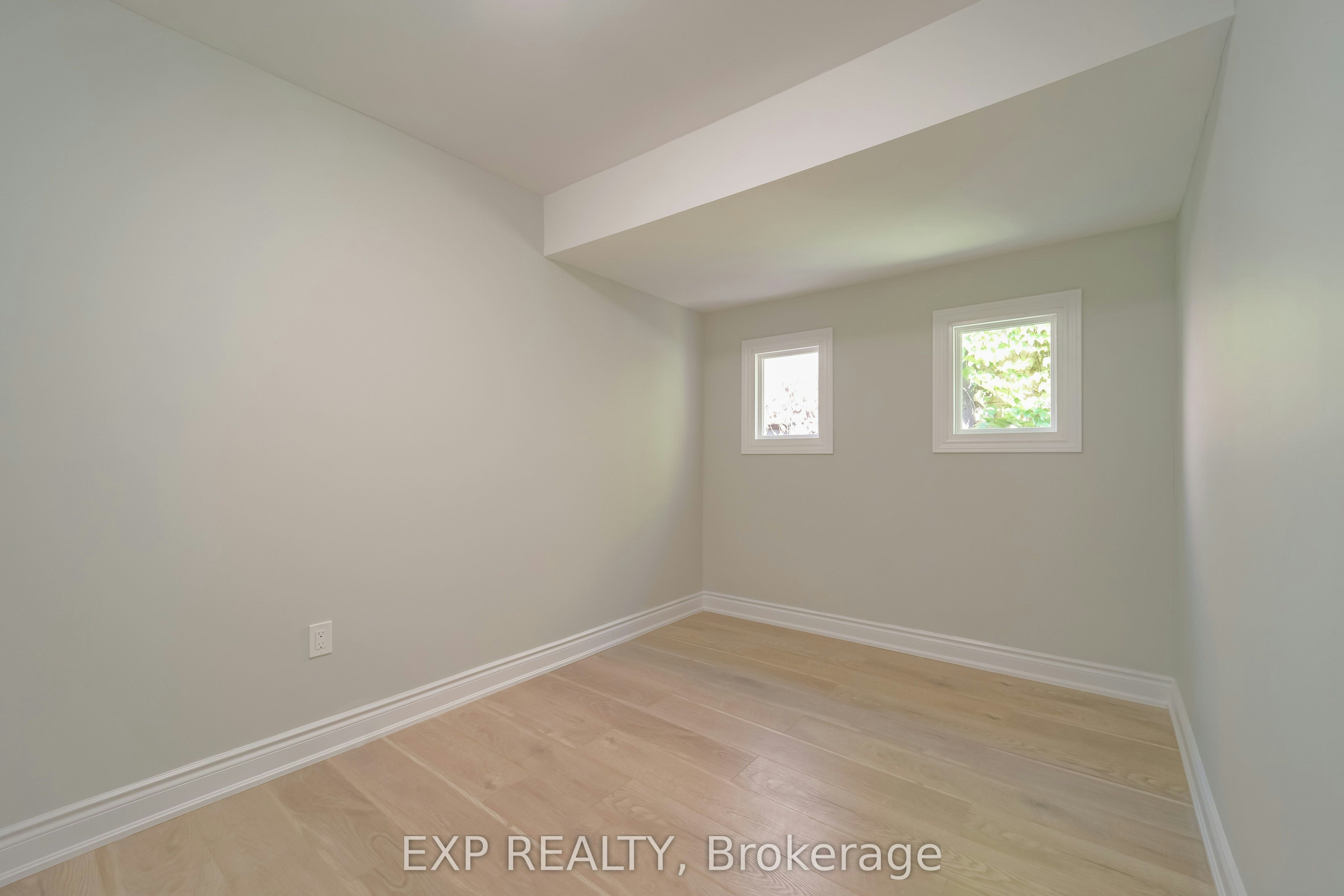 upstairs-1509 Main Street E, Hamilton, ON, L8K 1E2 - 18