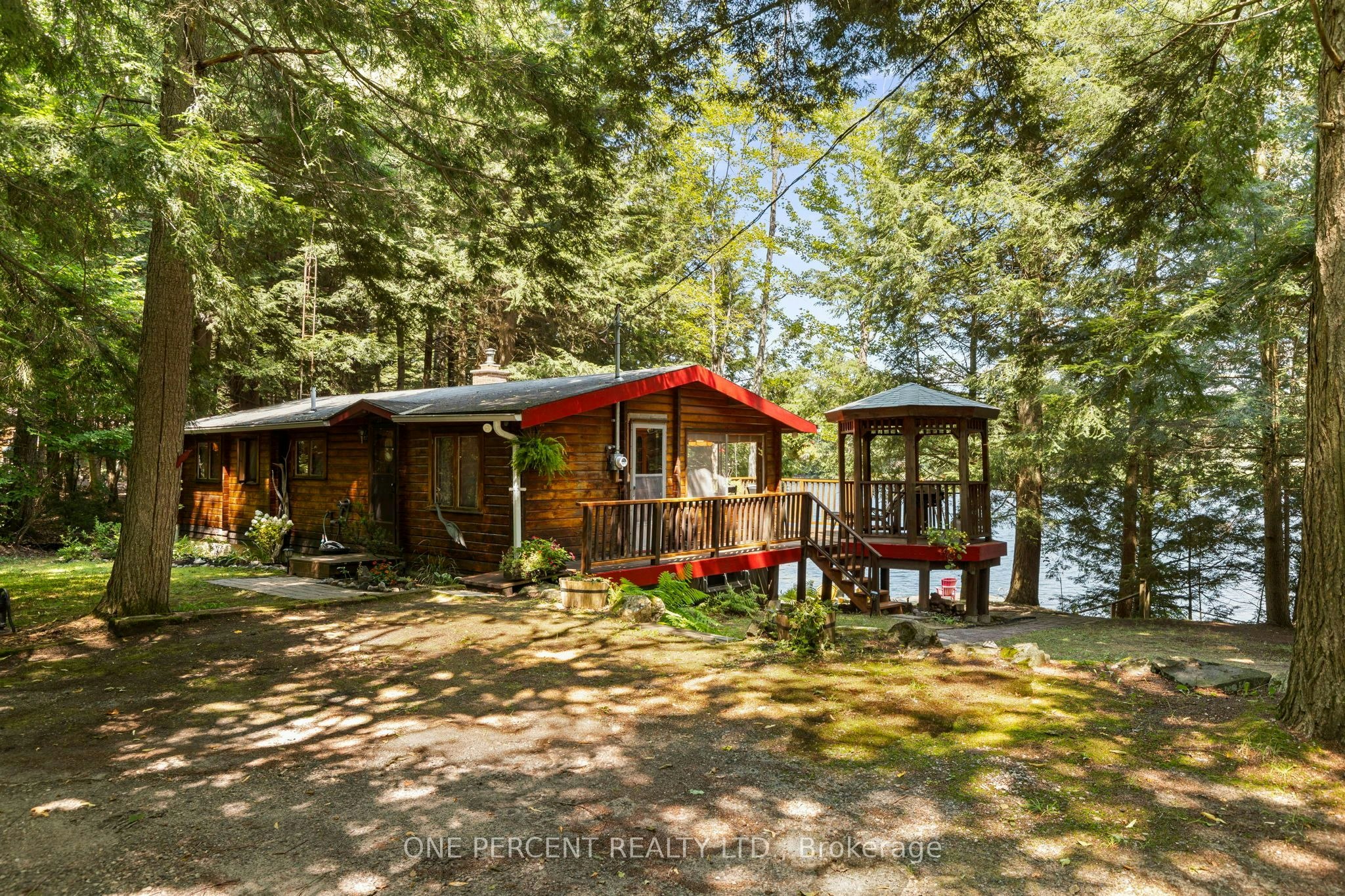 1143 Butterfly Road, Muskoka Lakes, ON, P0B 1J0