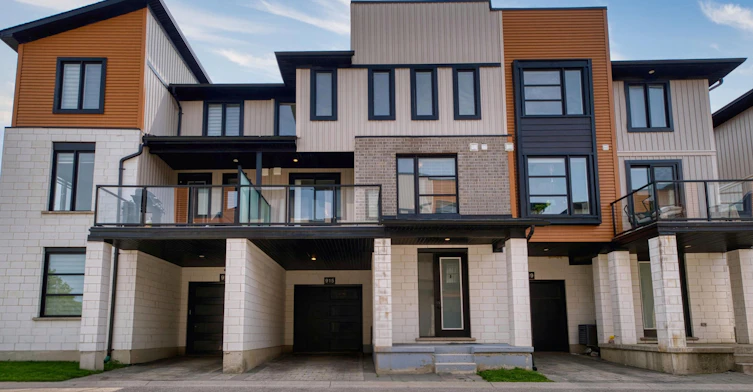 915 Georgetown Drive, London, ON, N6H 0J7 - 2