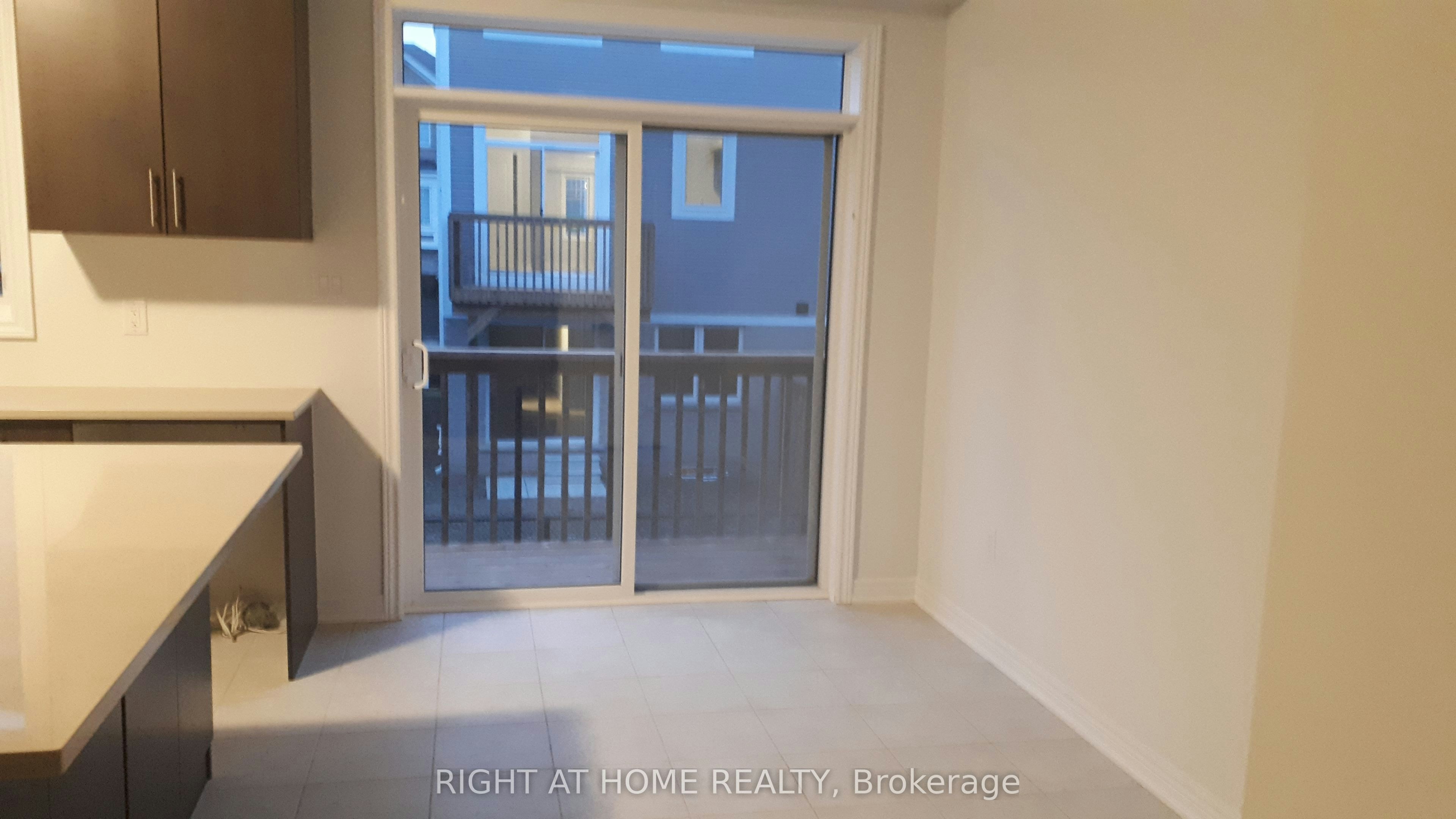 124 Hibiscus Lane, Hamilton, ON, L8K 5J3 - 8