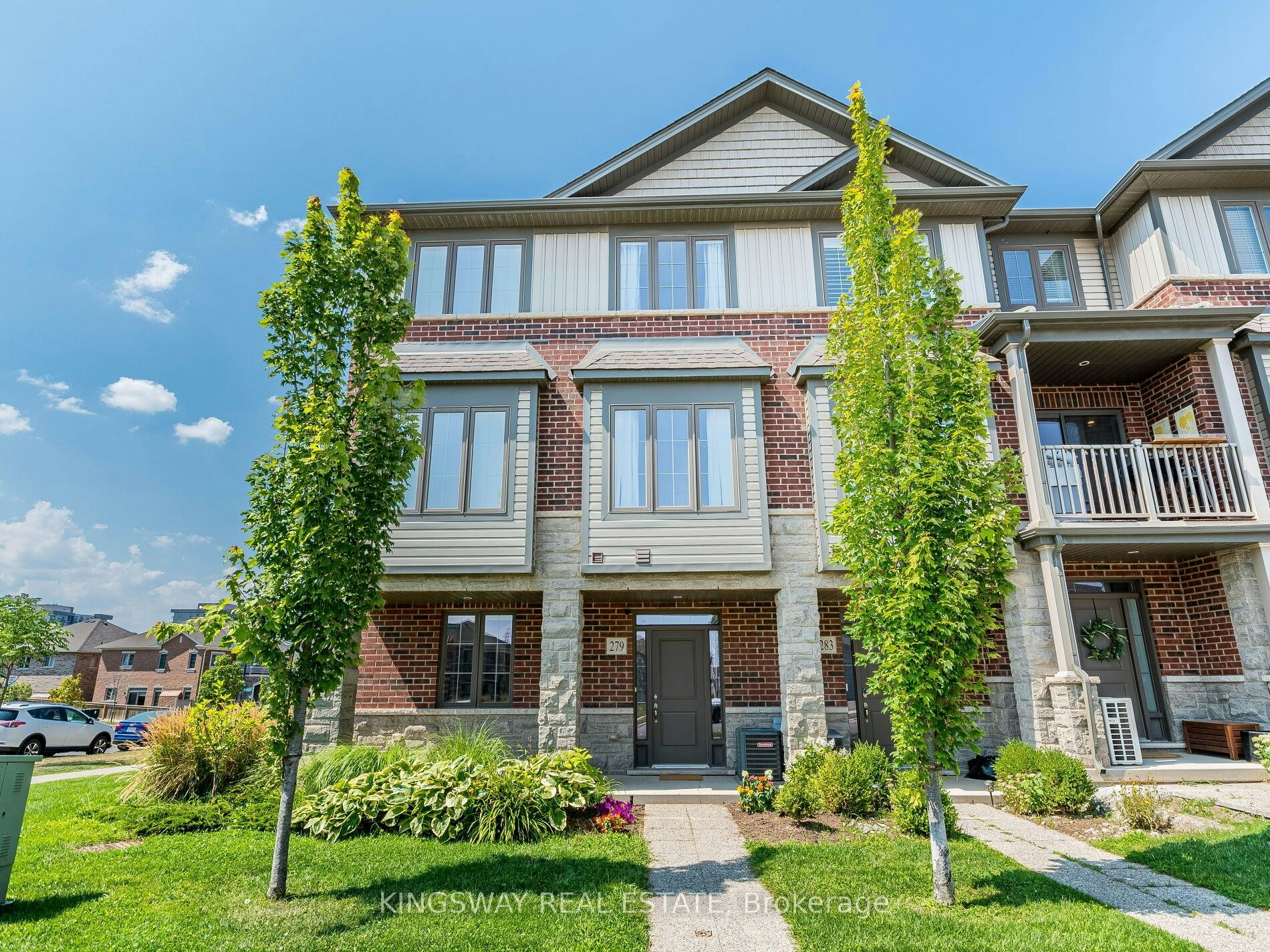 2-279 Skinner Road N, Hamilton, ON, L8B 1W5