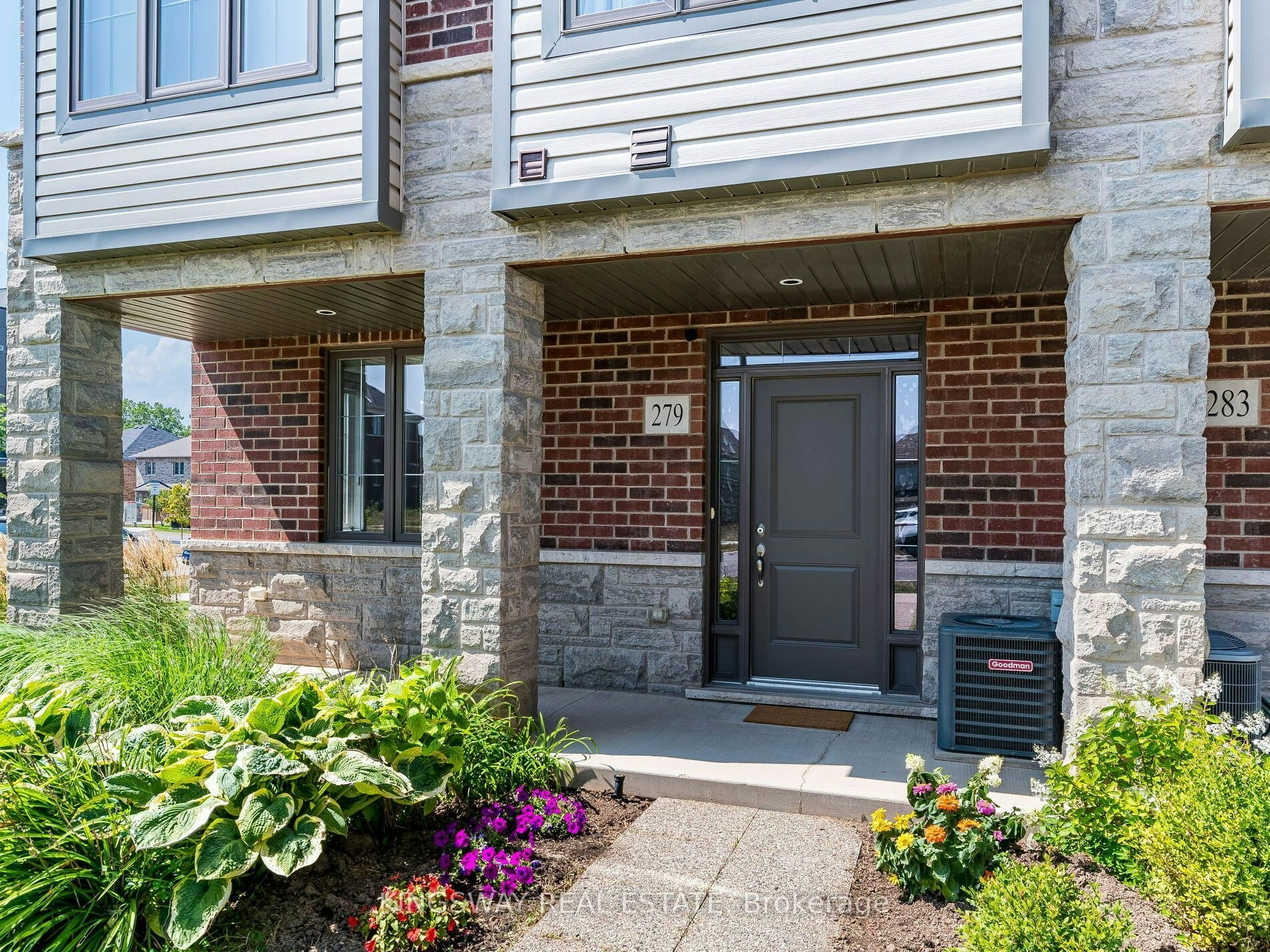 2-279 Skinner Road N, Hamilton, ON, L8B 1W5 - 2