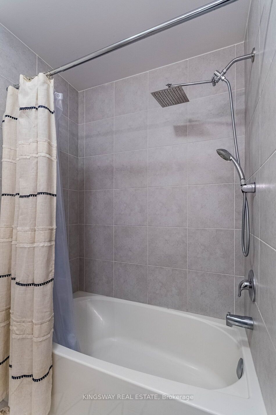 2-279 Skinner Road N, Hamilton, ON, L8B 1W5 - 17