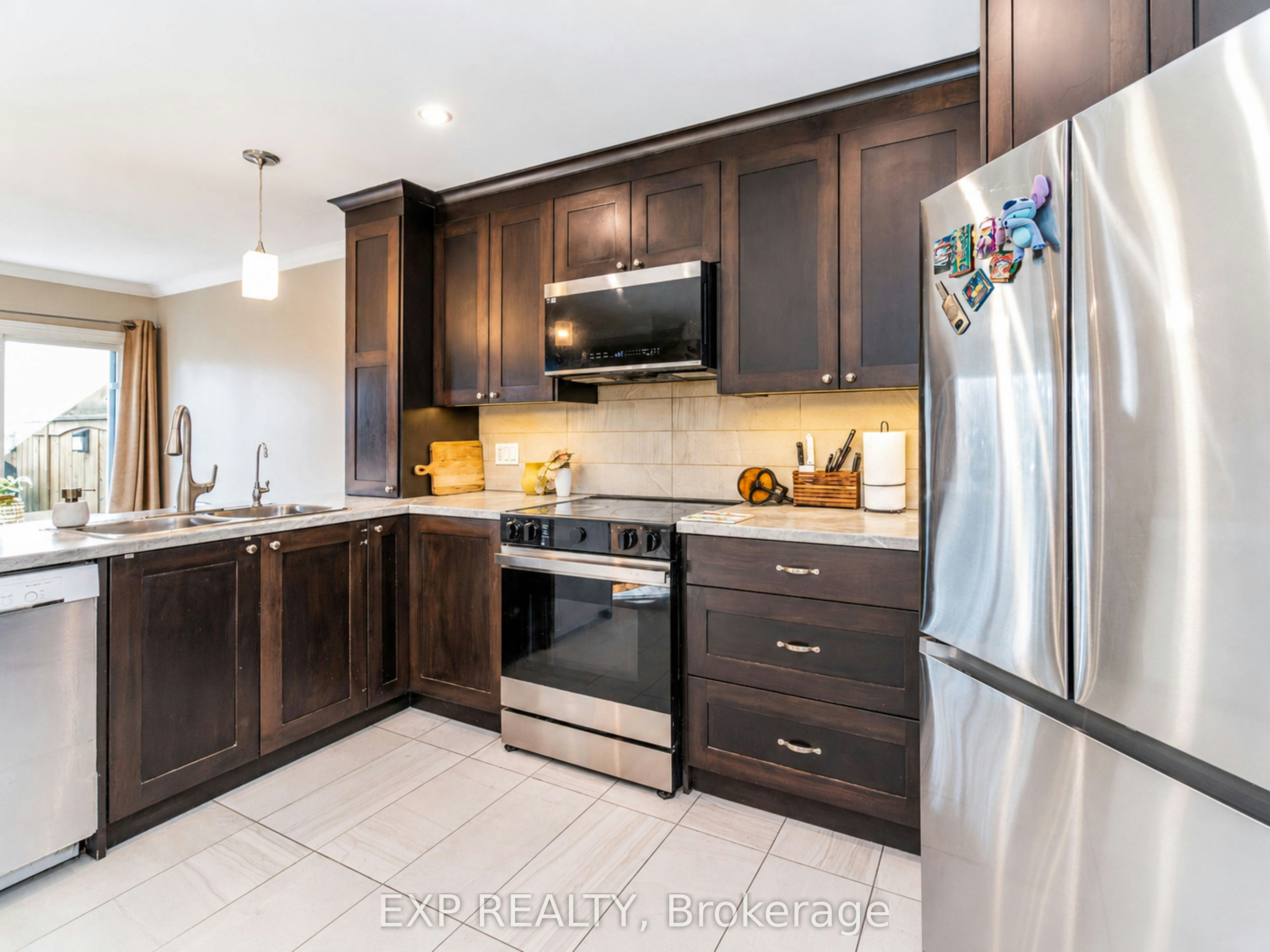 641 Royal Fern Street, Waterloo, ON, N2V 2P6 - 5