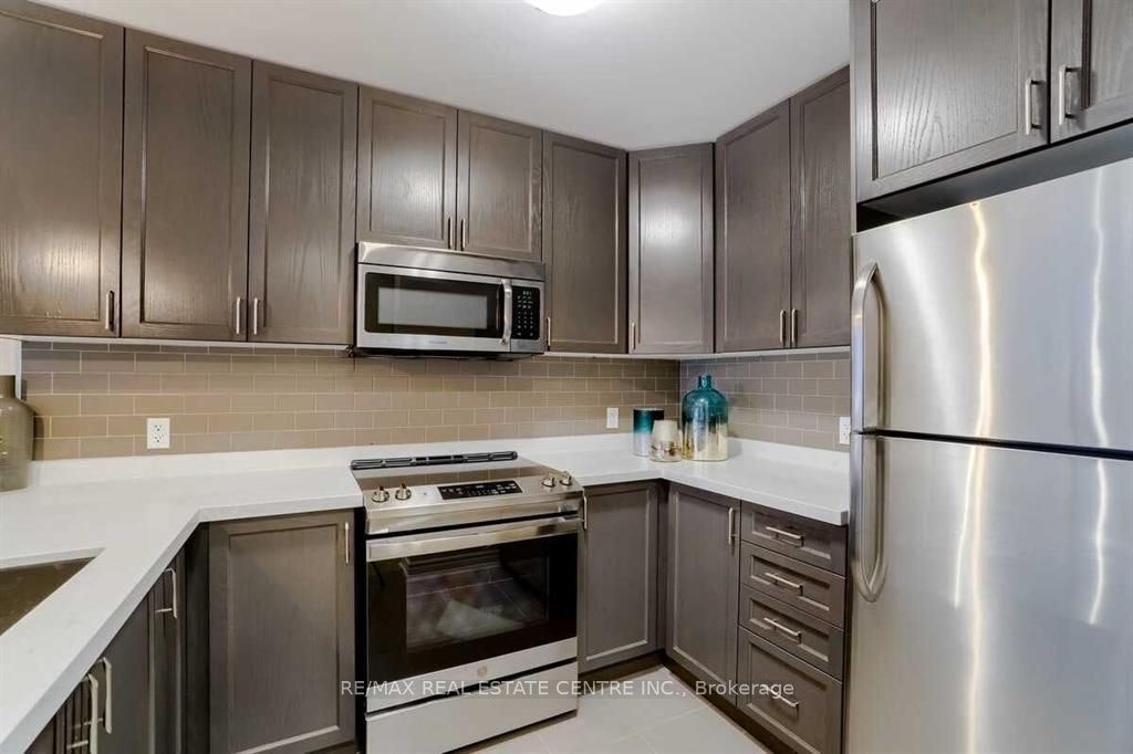 7 Waterview Drive, Hamilton, ON, L8E 0J3 - 18