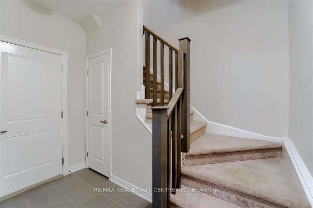 7 Waterview Drive, Hamilton, ON, L8E 0J3 - 13