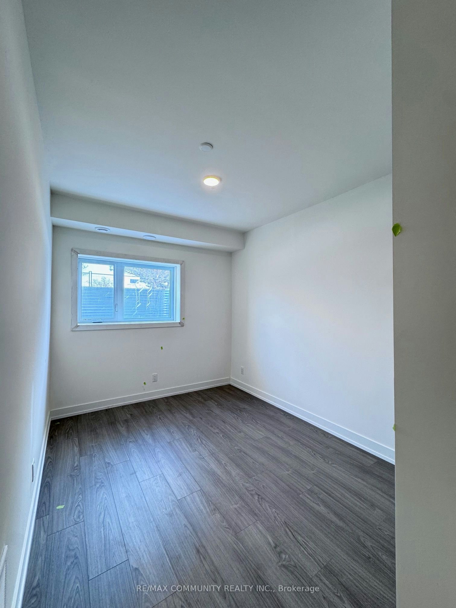 102B-16 Melbourne Avenue, St. Catharines, ON, L2P 0G5 - 16
