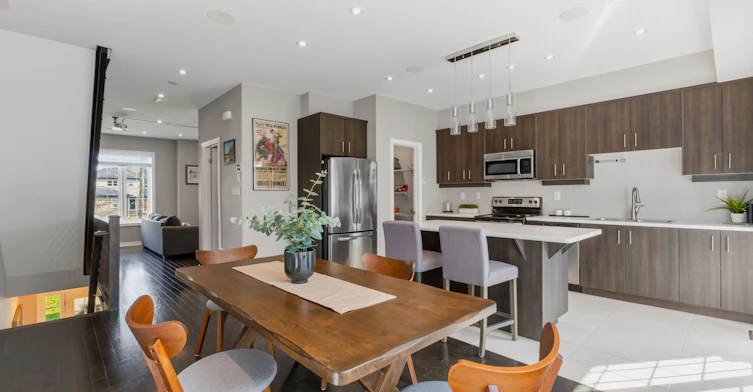 9-215 Dundas Street E, Hamilton, ON, L8B 0X2 - 10