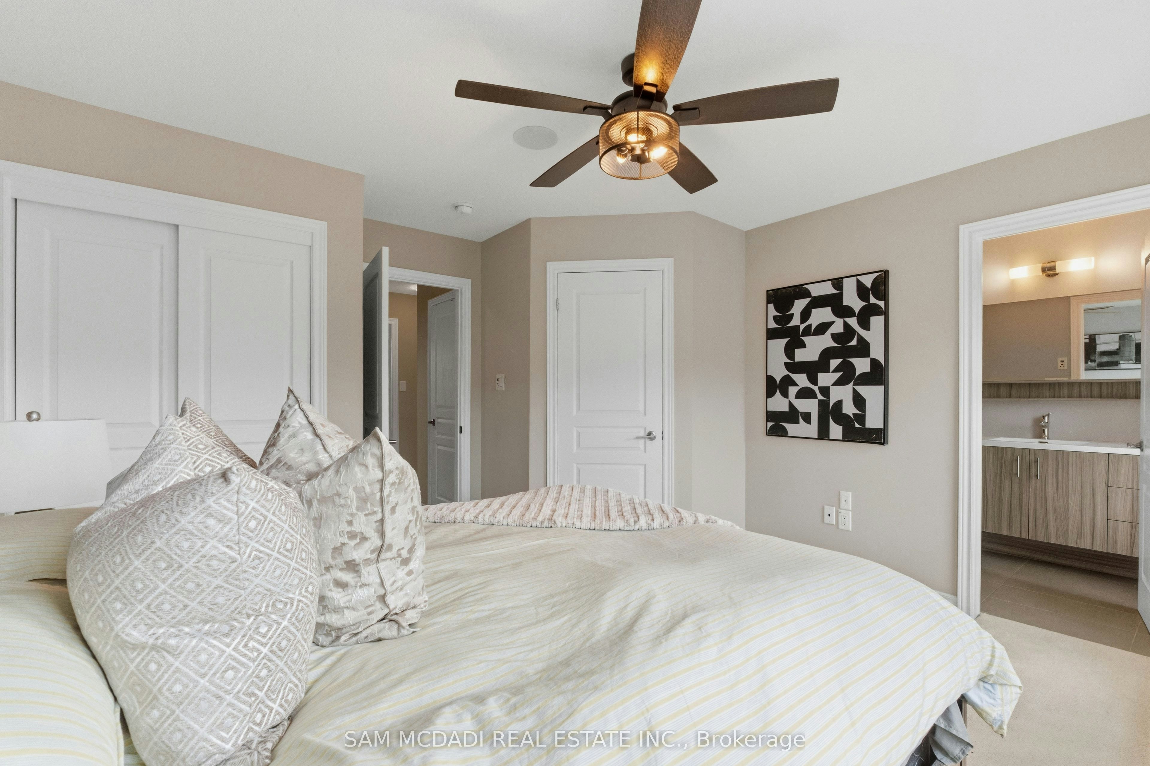 9-215 Dundas Street E, Hamilton, ON, L8B 0X2 - 27