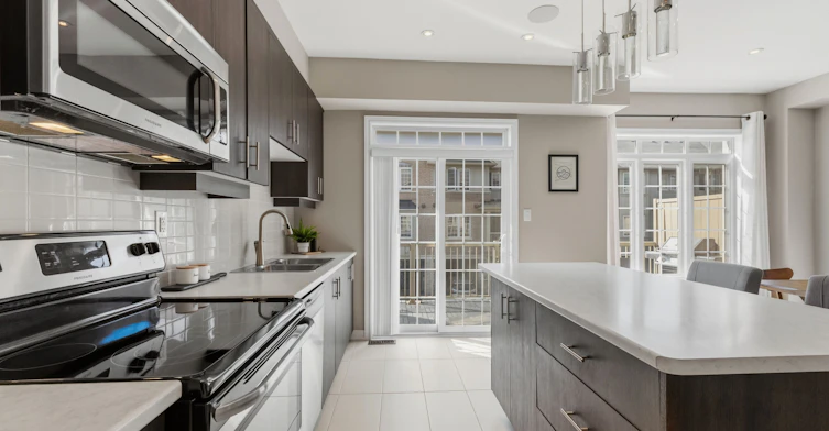 9-215 Dundas Street E, Hamilton, ON, L8B 0X2 - 13