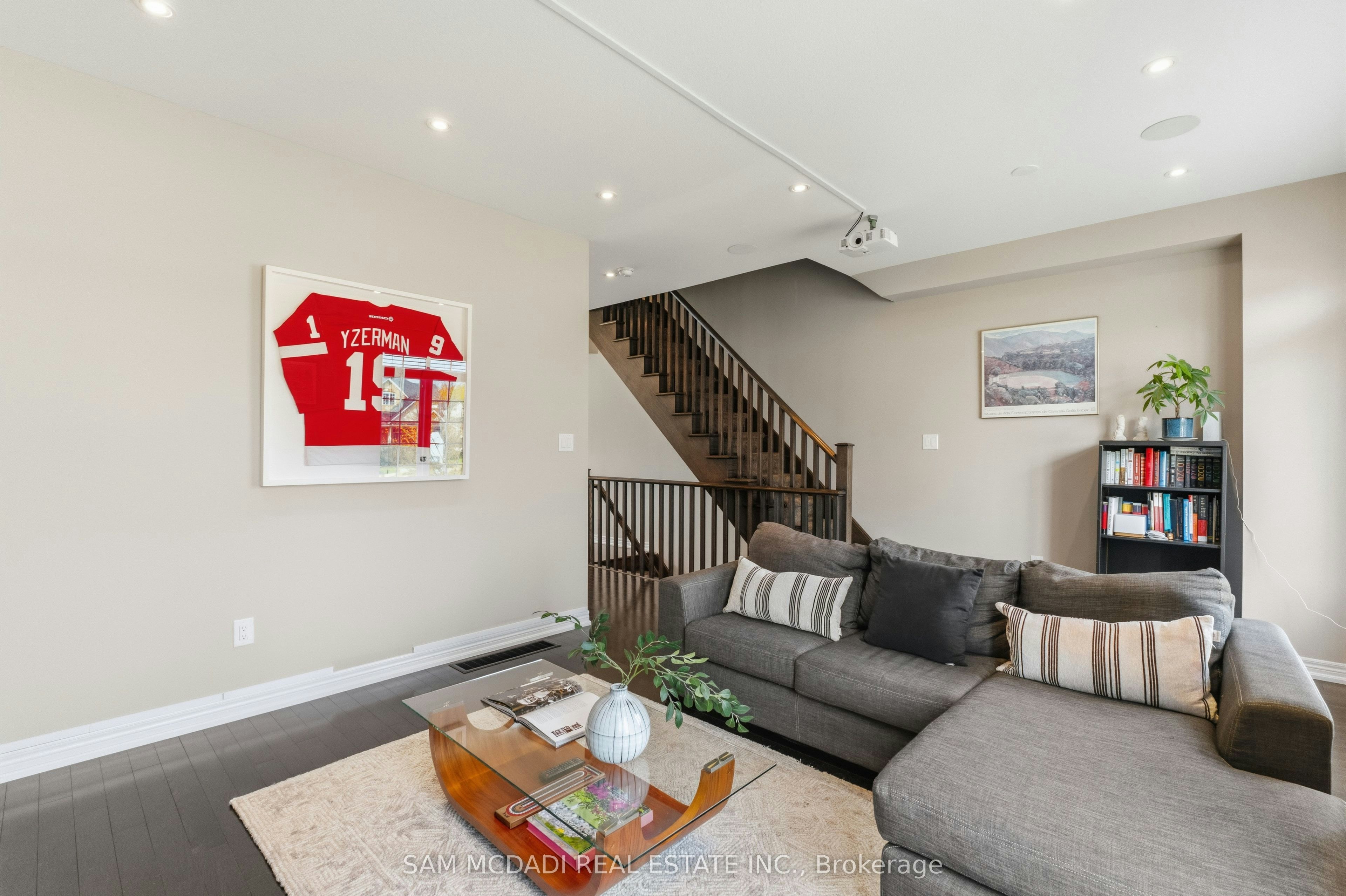 9-215 Dundas Street E, Hamilton, ON, L8B 0X2 - 7