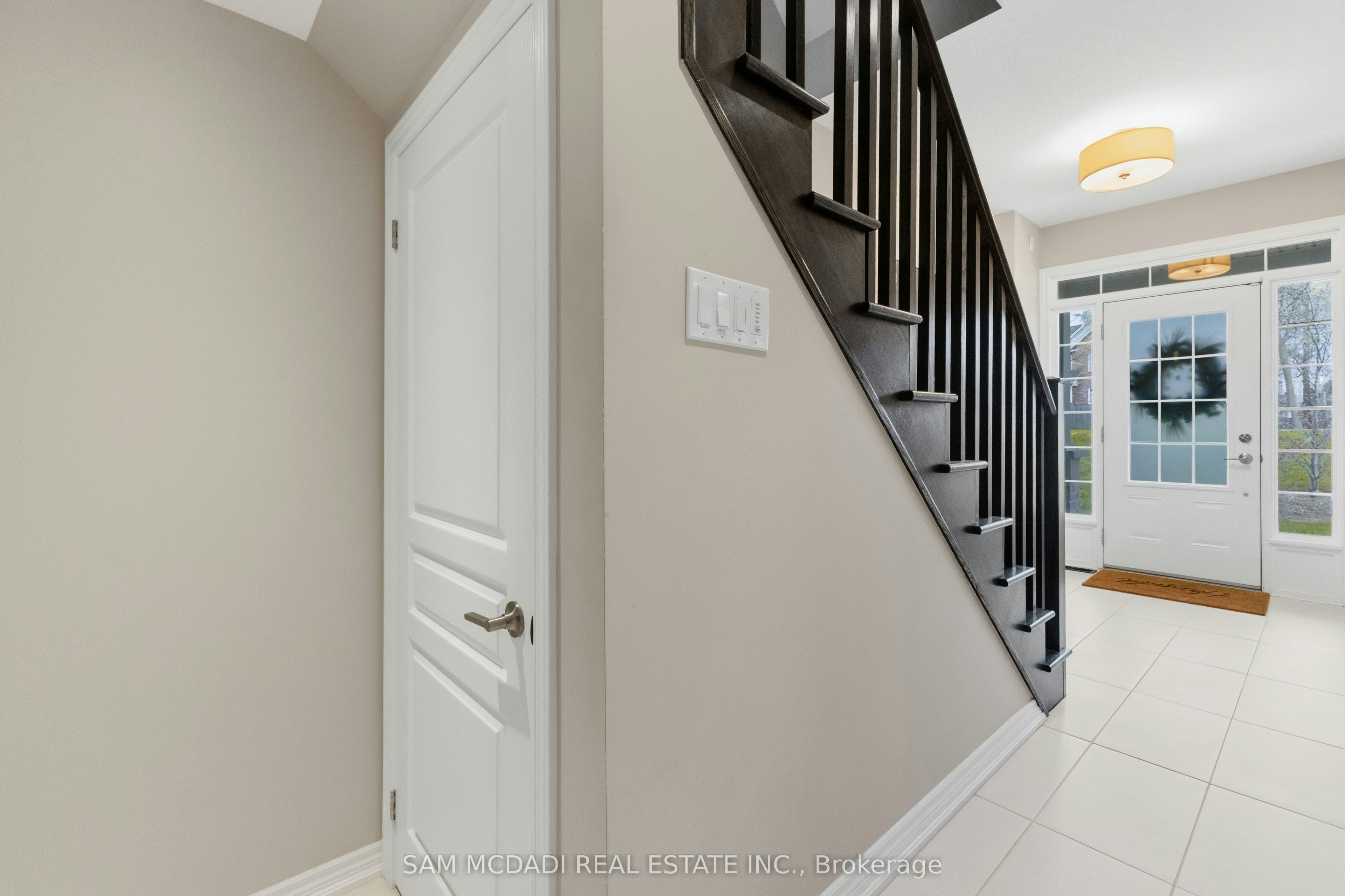 9-215 Dundas Street E, Hamilton, ON, L8B 0X2 - 35