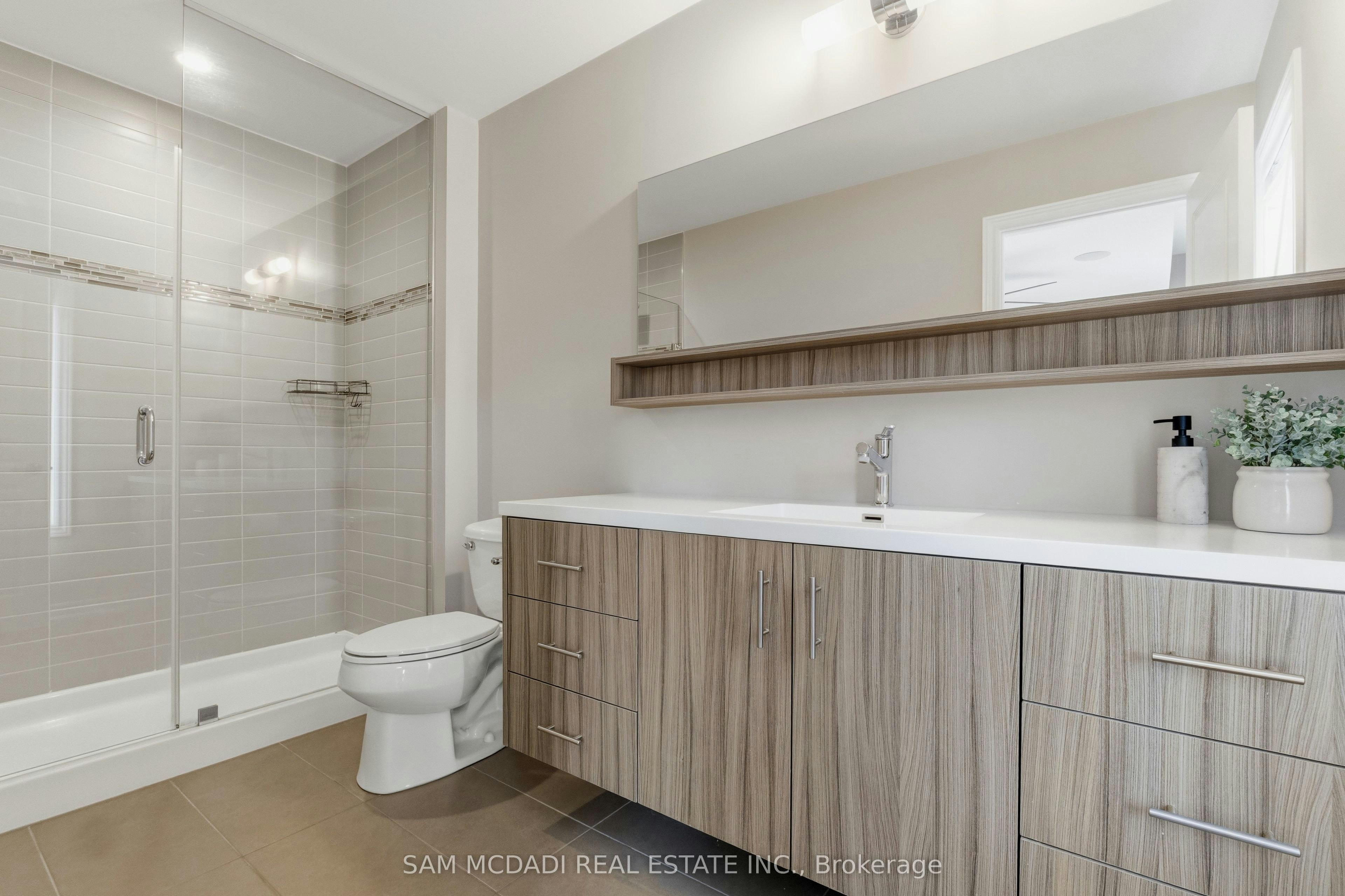 9-215 Dundas Street E, Hamilton, ON, L8B 0X2 - 29