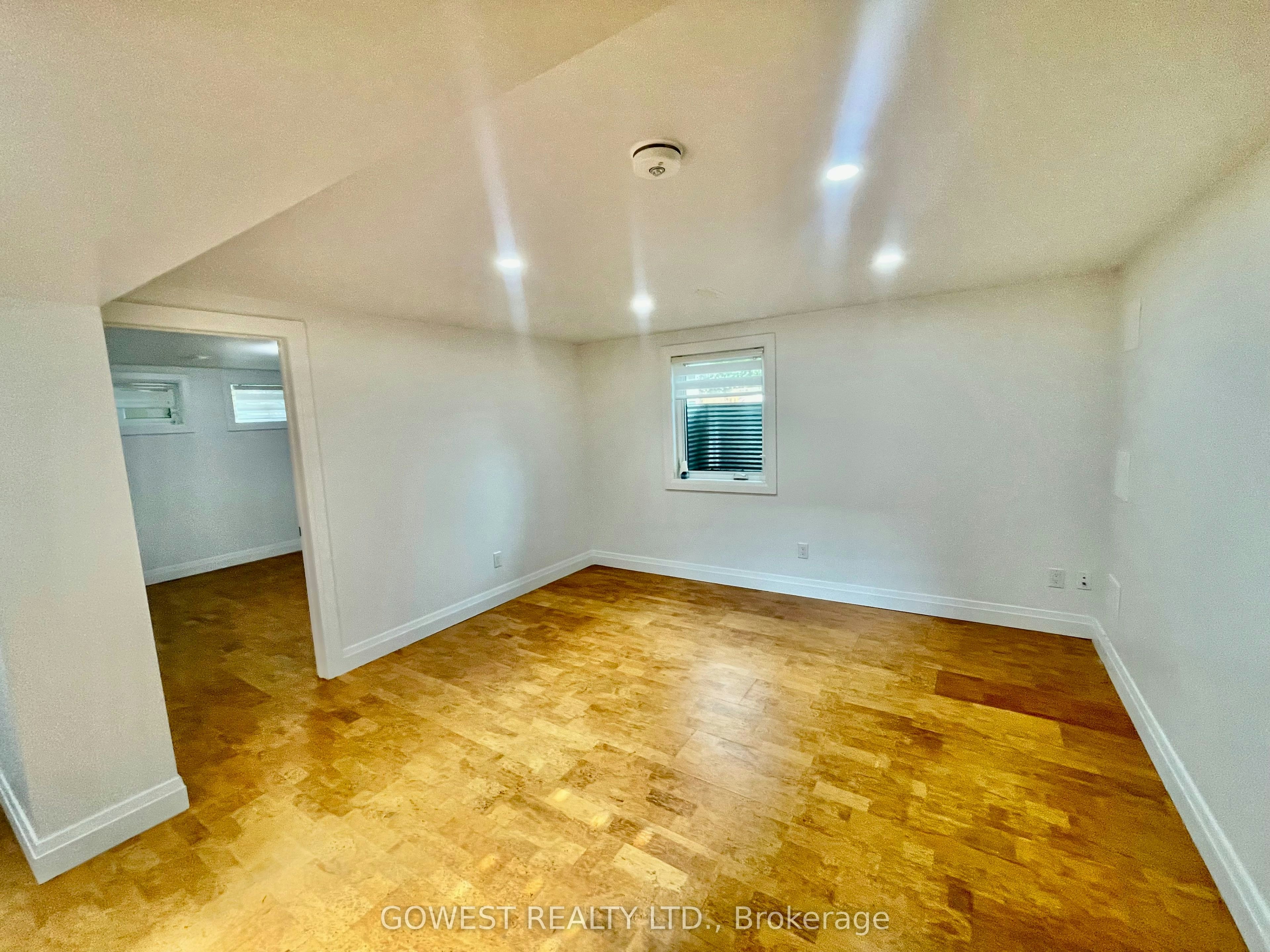 Lower-42 Briarwood Crescent, Hamilton, ON, L9C 4B9 - 10