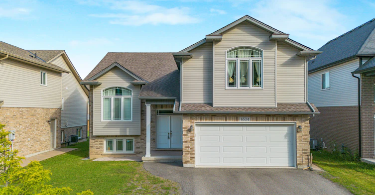 6534 Sam Iorfida Drive, Niagara Falls, ON, L2G 0H5