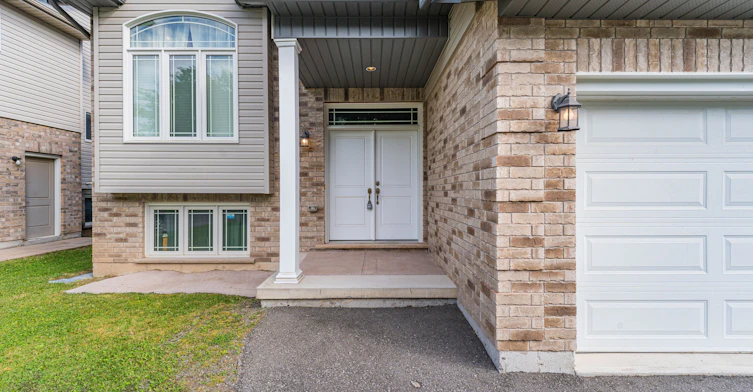 6534 Sam Iorfida Drive, Niagara Falls, ON, L2G 0H5 - 2
