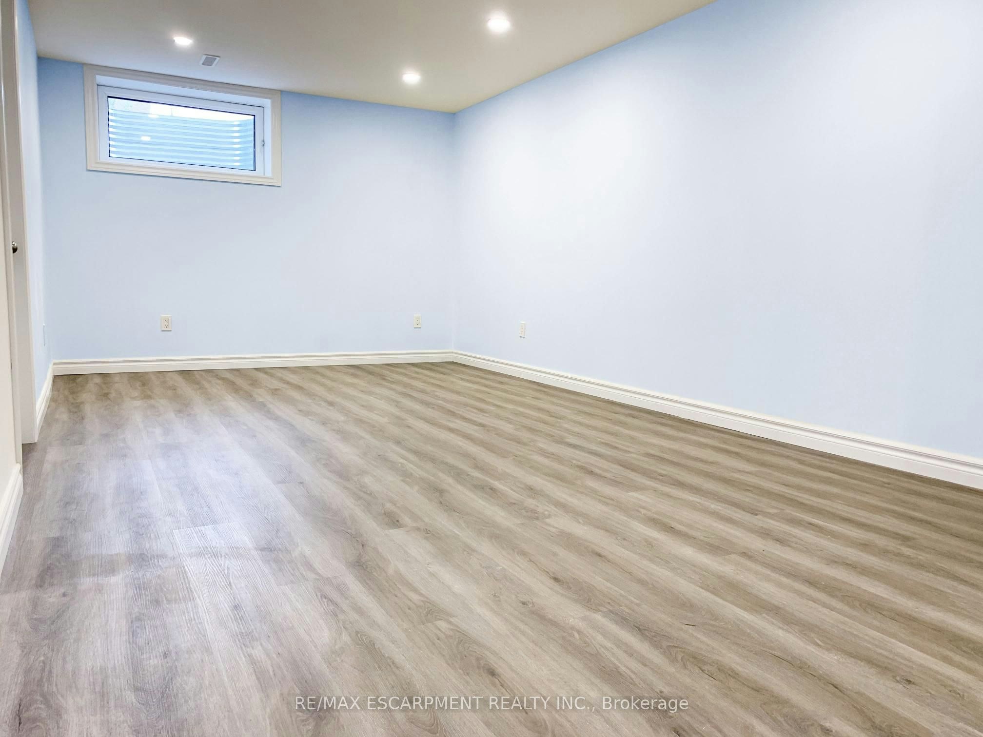 LOWER-43 Kanata Crescent, Brantford, ON, N3R 7E8 - 5