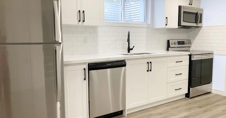 LOWER-43 Kanata Crescent, Brantford, ON, N3R 7E8 - 2
