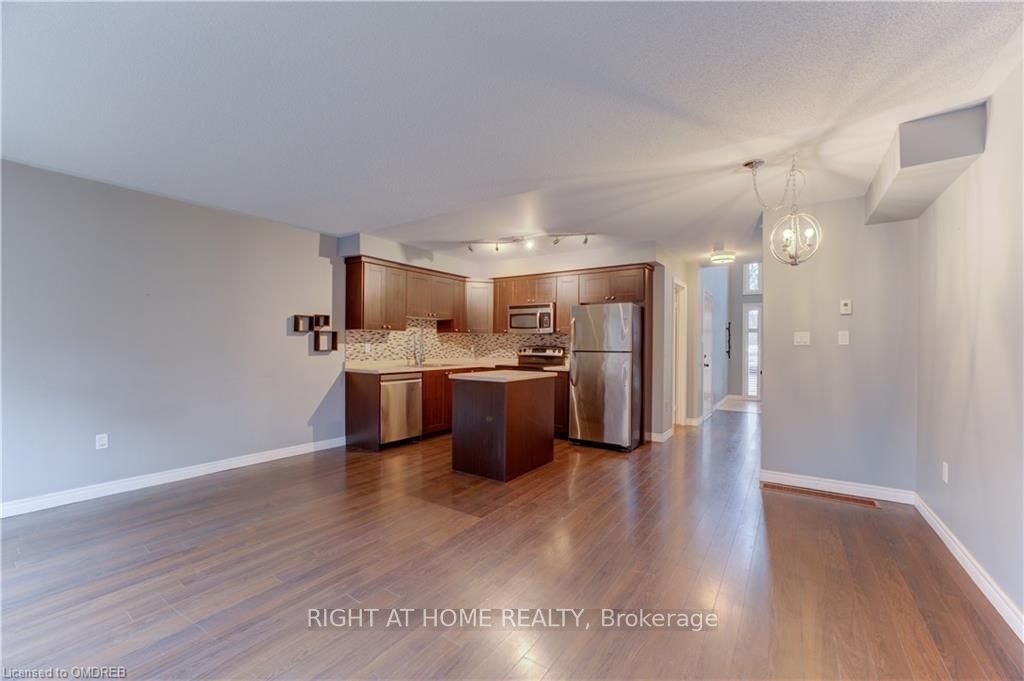 60-20 Mcconkey Crescent, Brantford, ON, N3S 0B8 - 6