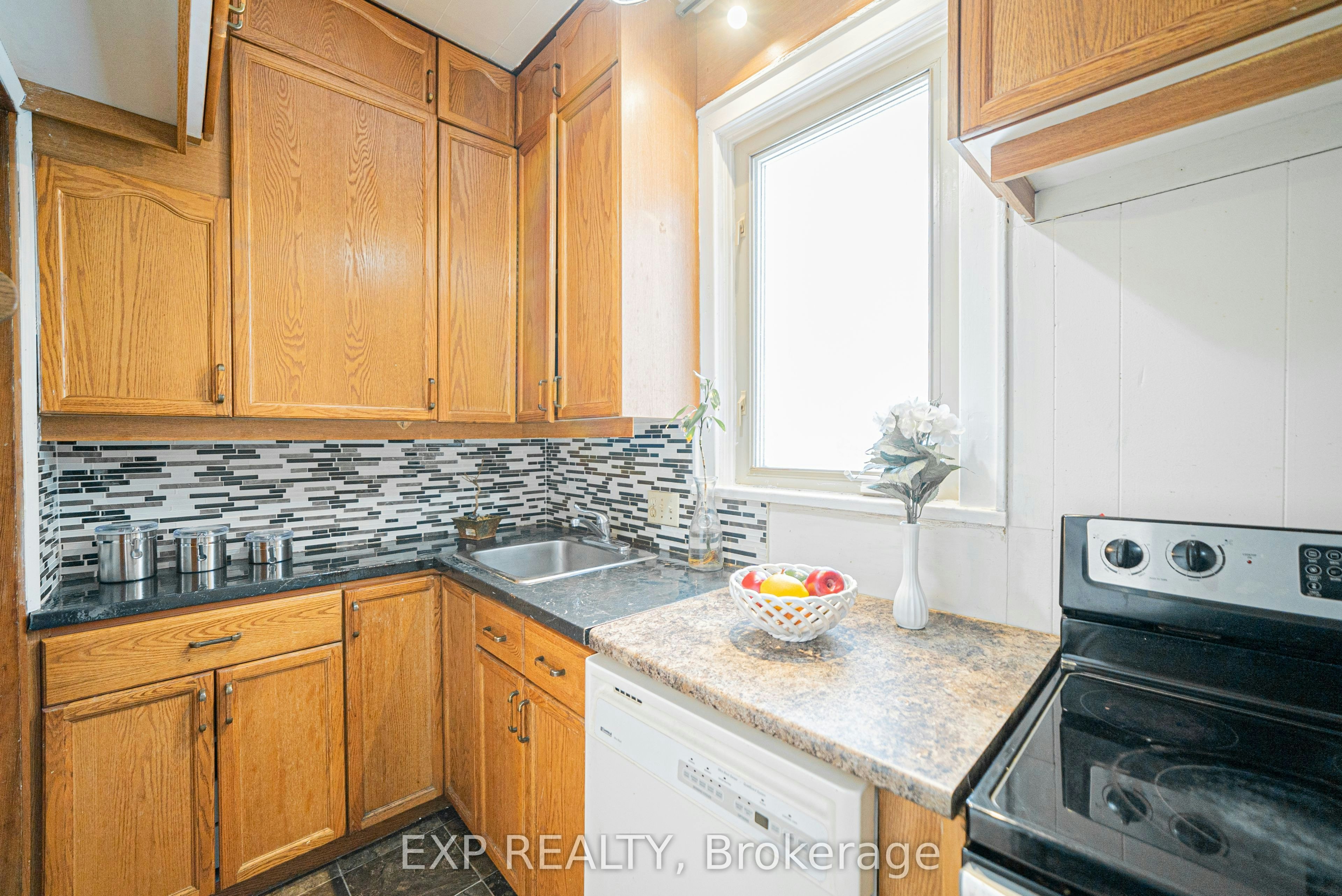 Main-52 Proctor Boulevard, Hamilton, ON, L8M 2M4 - 11