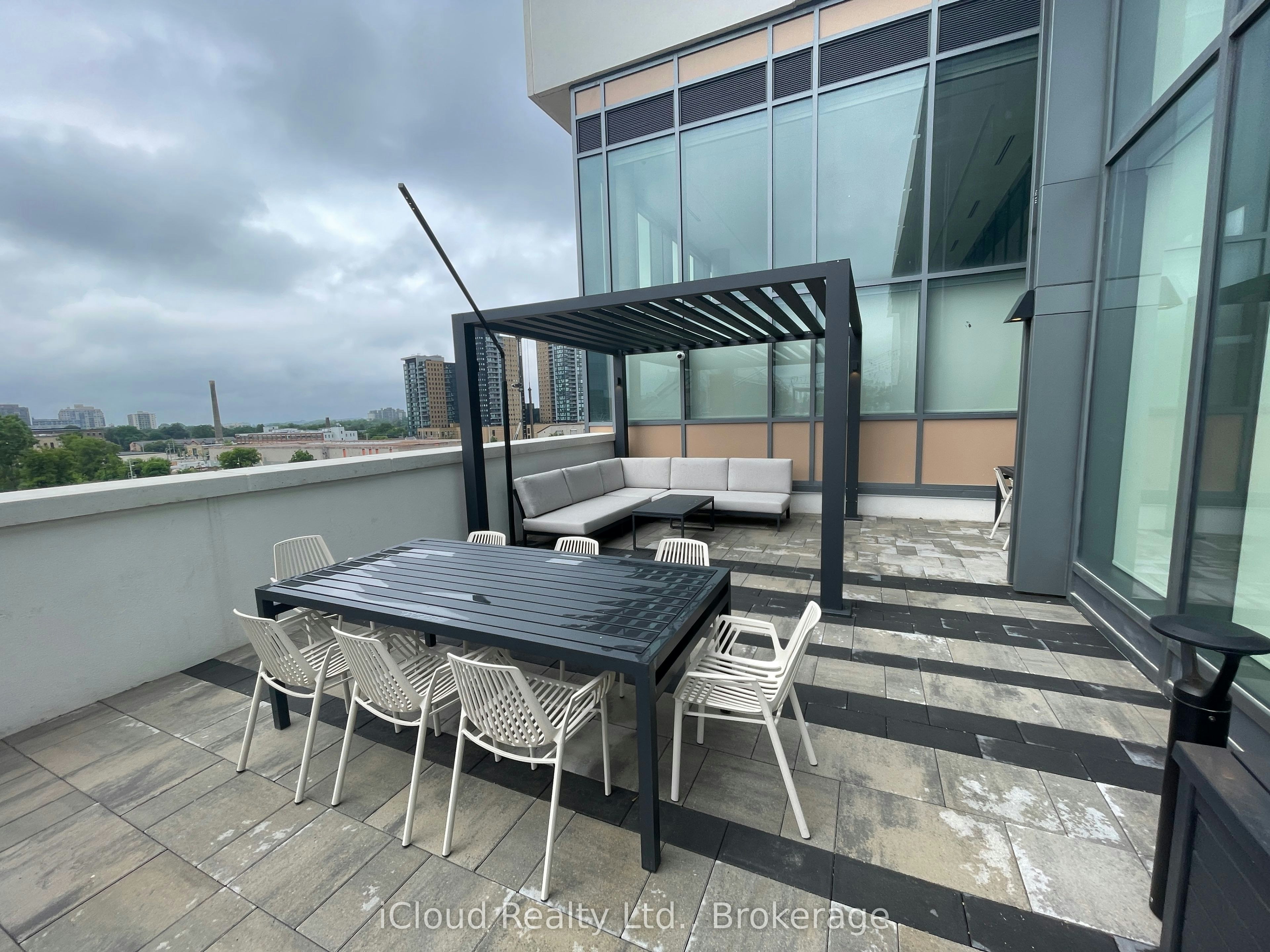 211-15 Wellington Street S, Kitchener, ON, N2G 0E4 - 10