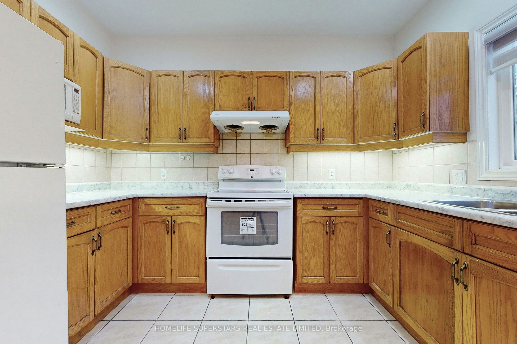 32 Holkham Avenue, Hamilton, ON, L9K 0H3 - 9