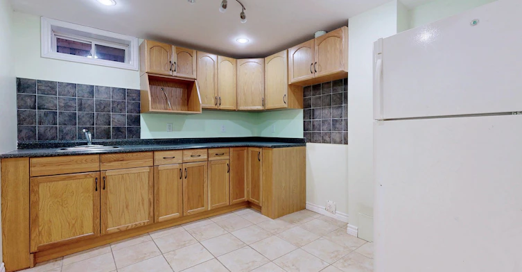 32 Holkham Avenue, Hamilton, ON, L9K 0H3 - 28