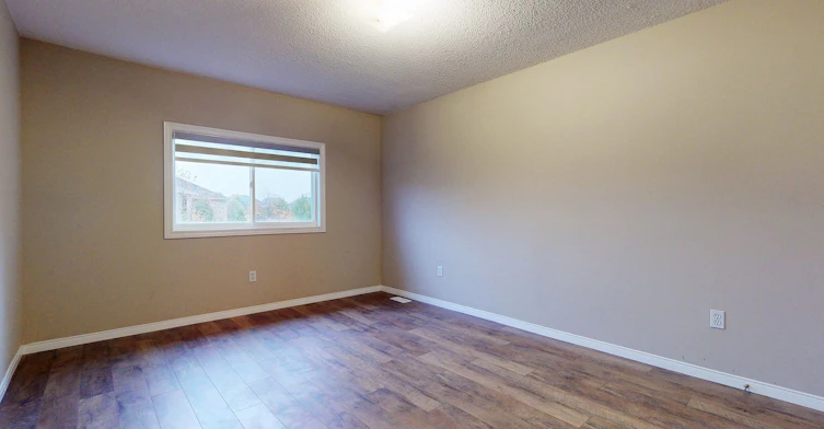 32 Holkham Avenue, Hamilton, ON, L9K 0H3 - 21